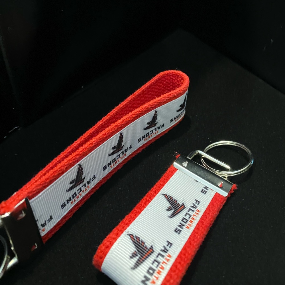 Falcons Key Chain/Fob Set (New) - Picture 2 of 4
